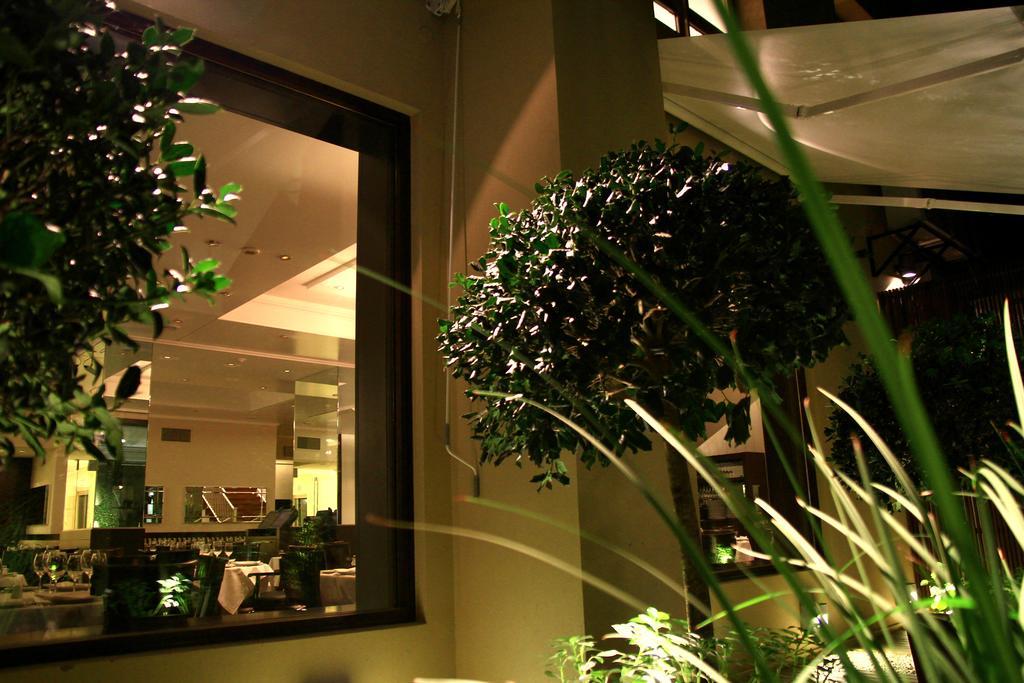 Hotel Intersur Recoleta Buenos Aires Exterior photo