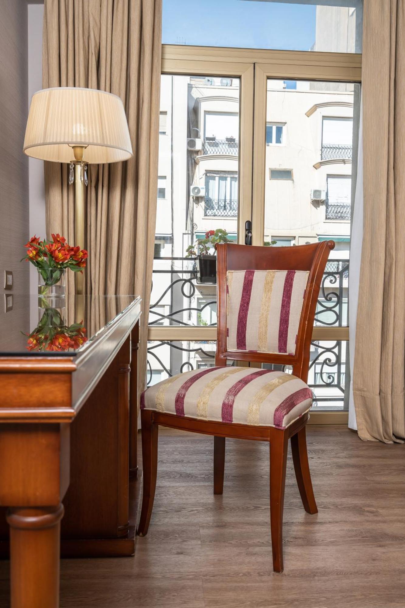 Hotel Intersur Recoleta Buenos Aires Exterior photo